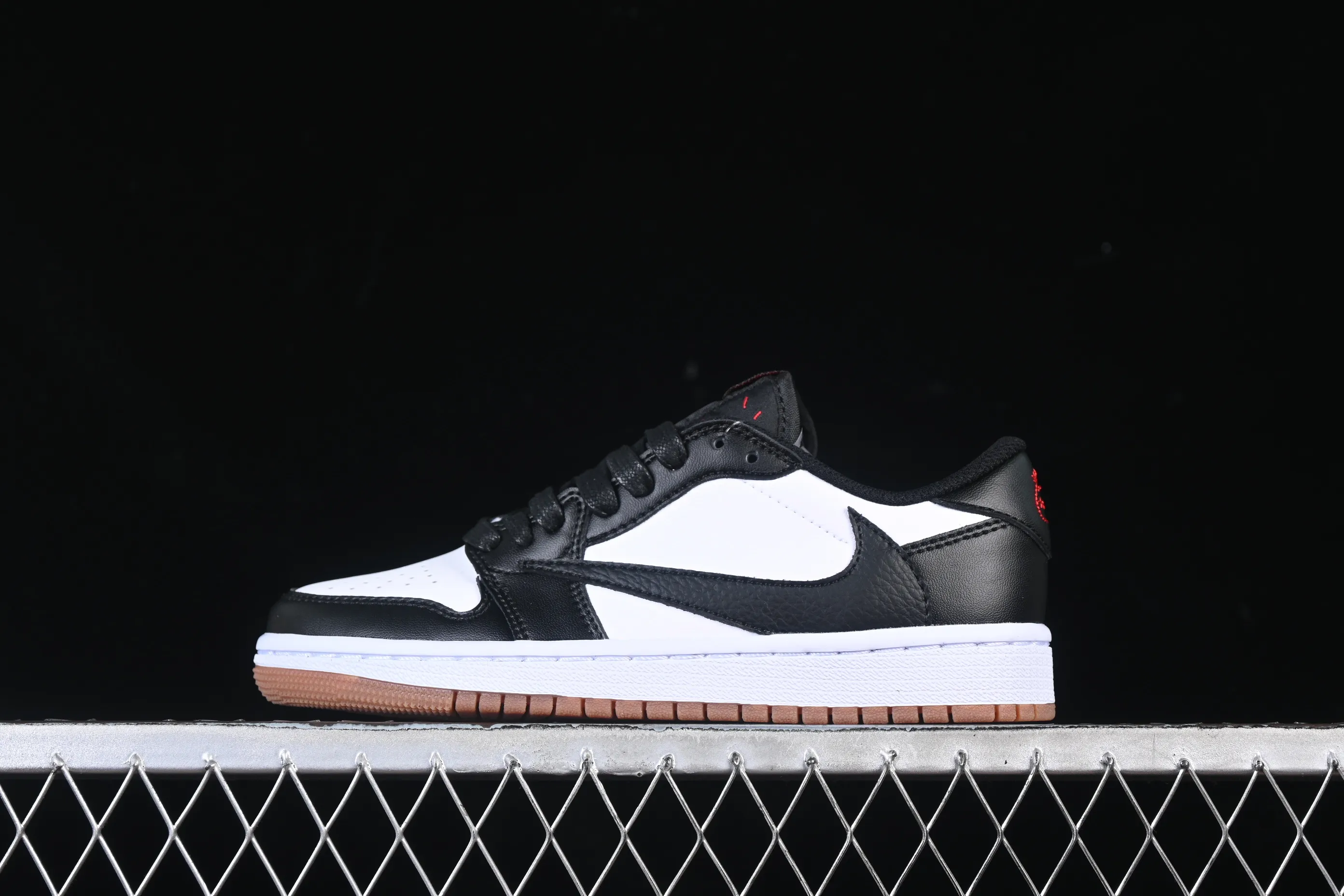 All categories Air Jordan Jordan series basketball shoes Air Jordan 1 Low Travis Scott x Air Jordan 1 Low OG AJ1 Joe 1 undercut low DZ4137-700